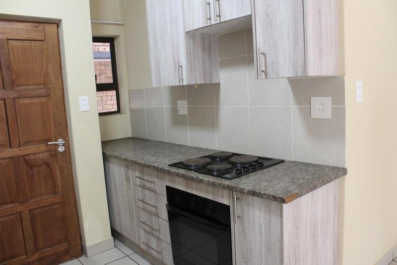 To Let 2 Bedroom Property for Rent in Pomona Gauteng
