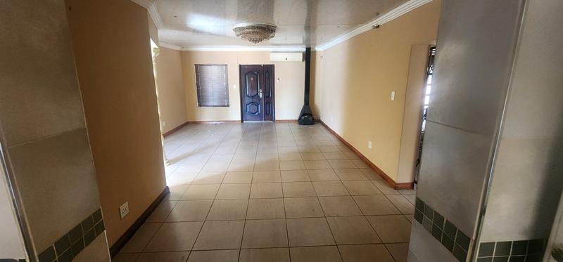 3 Bedroom Property for Sale in Chantelle Gauteng