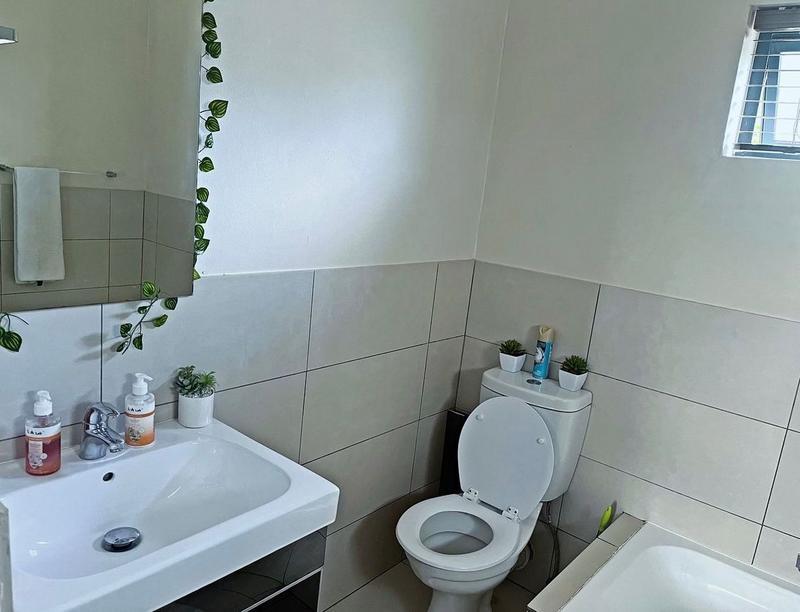 To Let 2 Bedroom Property for Rent in Jackal Creek Golf Estate Gauteng