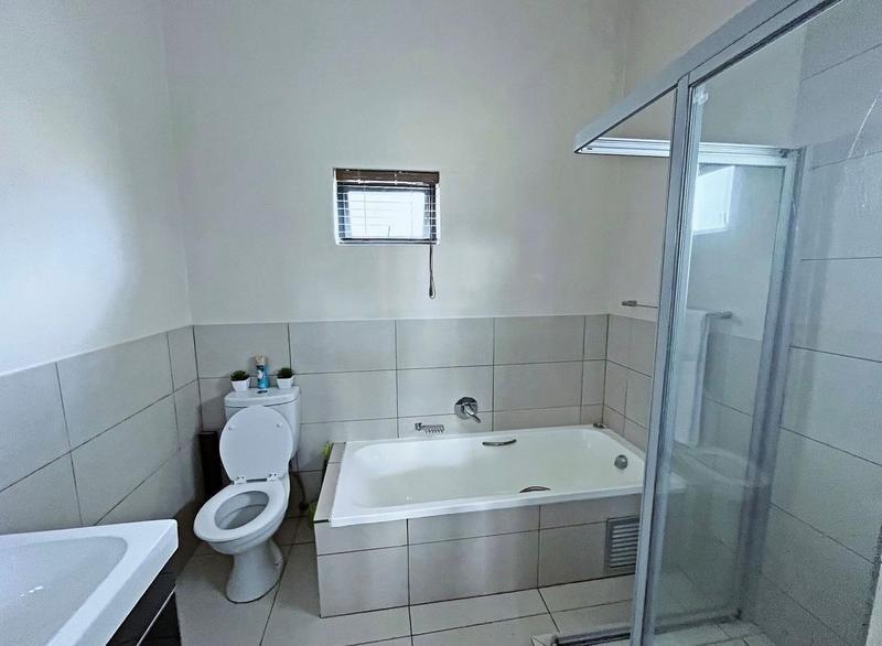 To Let 2 Bedroom Property for Rent in Jackal Creek Golf Estate Gauteng