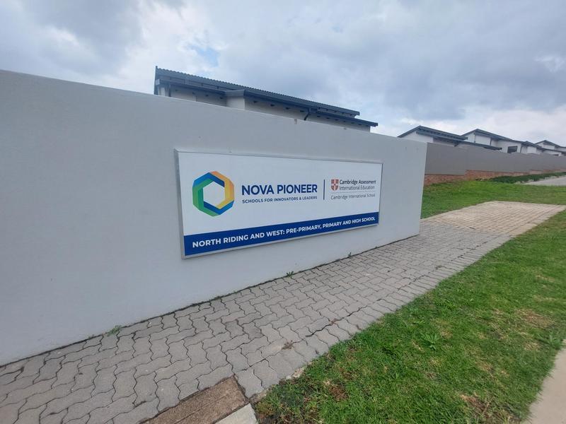 To Let 2 Bedroom Property for Rent in Jackal Creek Golf Estate Gauteng