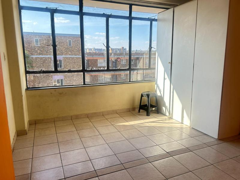 2 Bedroom Property for Sale in Sunnyside Gauteng