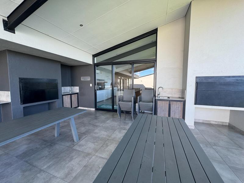 2 Bedroom Property for Sale in Ascend to Midstream Gauteng