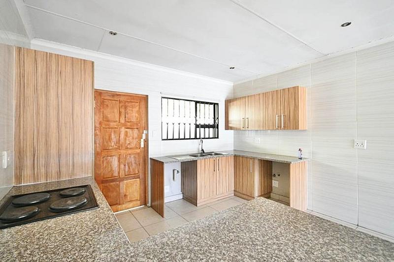 2 Bedroom Property for Sale in Oriel Gauteng