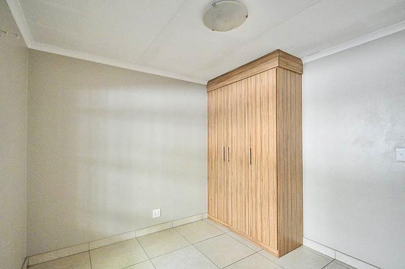 2 Bedroom Property for Sale in Oriel Gauteng