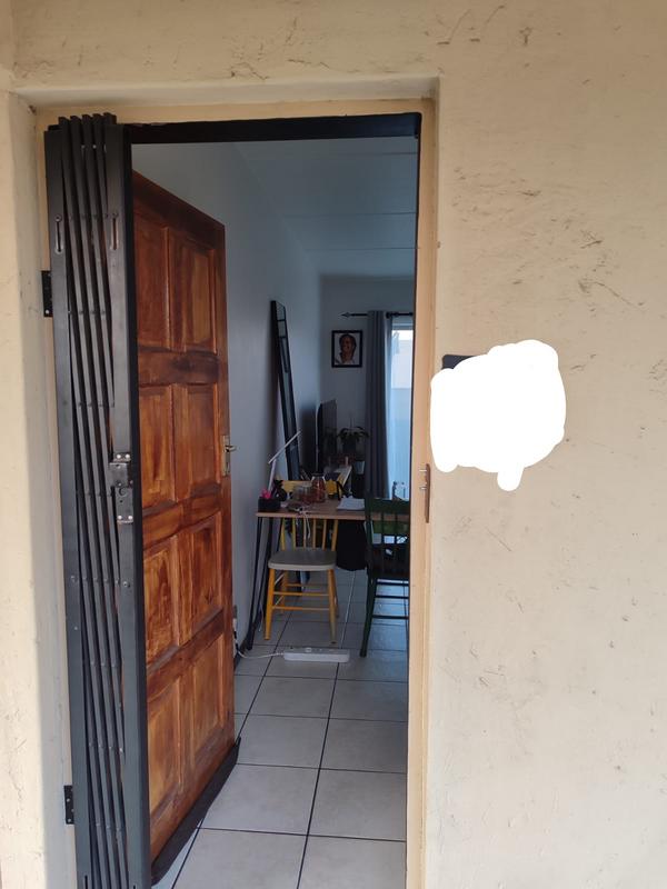 1 Bedroom Property for Sale in Parkdene Gauteng