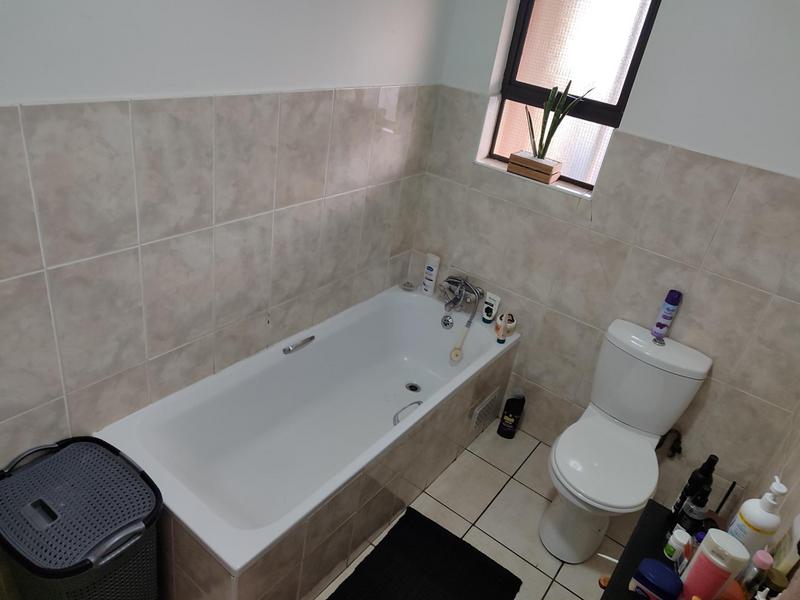 1 Bedroom Property for Sale in Parkdene Gauteng
