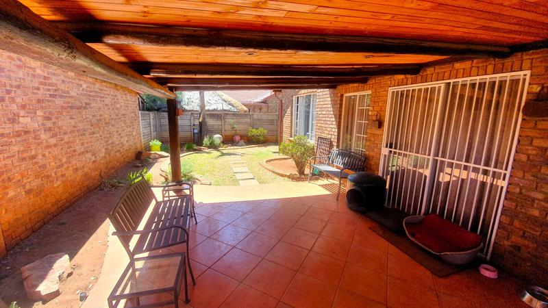 3 Bedroom Property for Sale in Doornpoort Gauteng