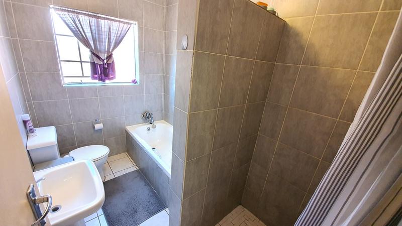 3 Bedroom Property for Sale in Doornpoort Gauteng
