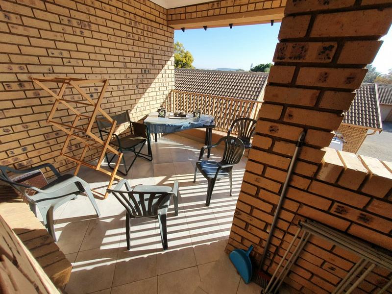 2 Bedroom Property for Sale in Magalieskruin Gauteng