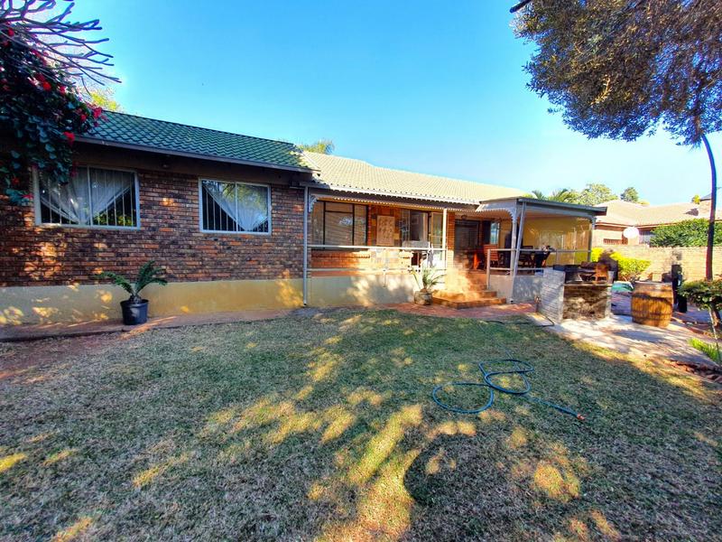0 Bedroom Property for Sale in Magalieskruin Gauteng
