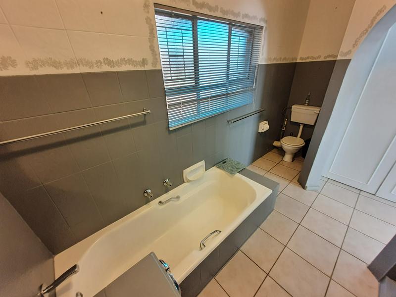 0 Bedroom Property for Sale in Magalieskruin Gauteng