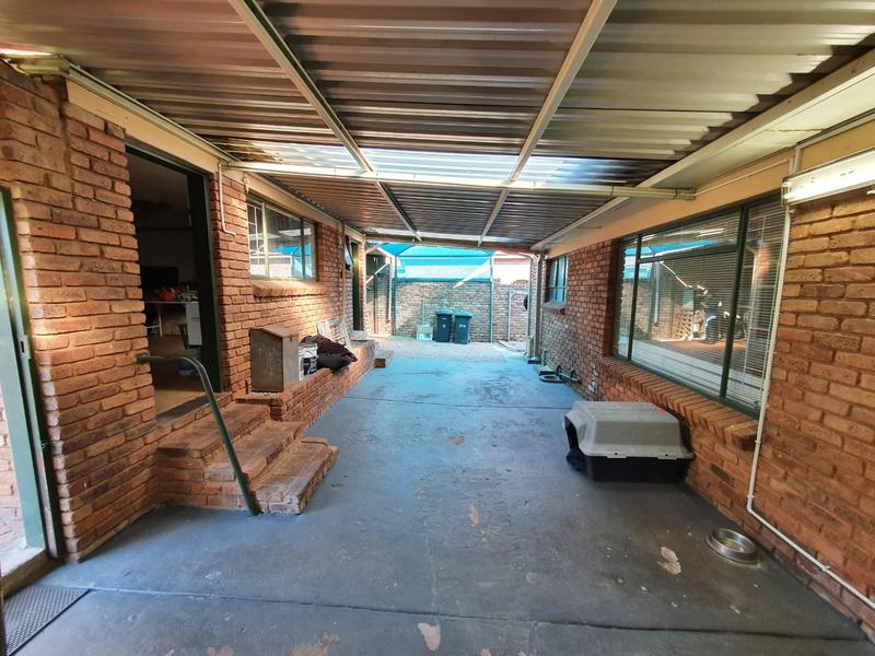 0 Bedroom Property for Sale in Magalieskruin Gauteng