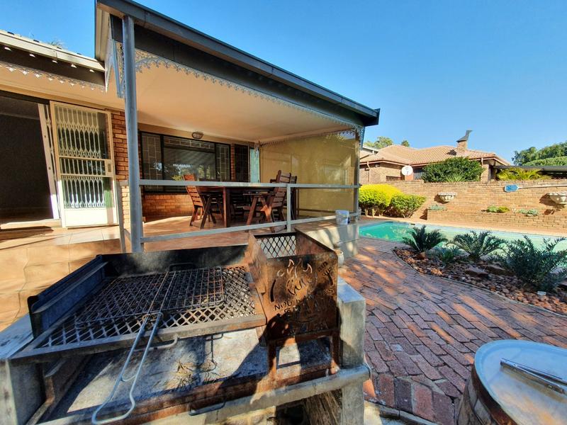 0 Bedroom Property for Sale in Magalieskruin Gauteng