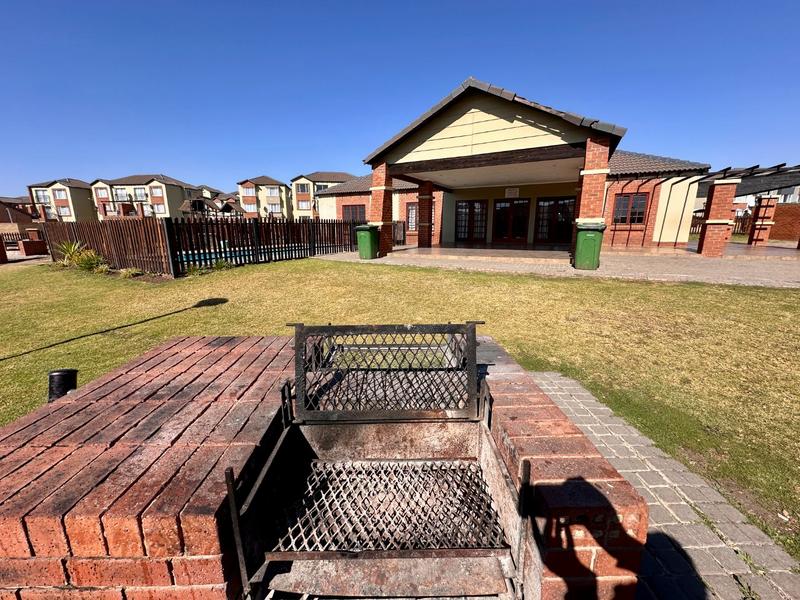 2 Bedroom Property for Sale in Twee Riviere Lifestyle Estate Gauteng