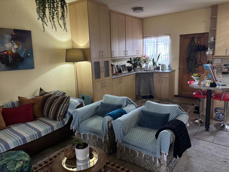 2 Bedroom Property for Sale in Greenstone Hill Gauteng