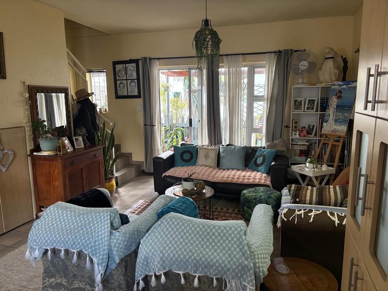 2 Bedroom Property for Sale in Greenstone Hill Gauteng