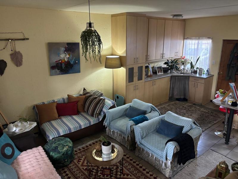 2 Bedroom Property for Sale in Greenstone Hill Gauteng