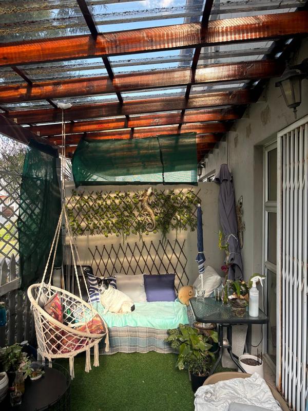 2 Bedroom Property for Sale in Greenstone Hill Gauteng