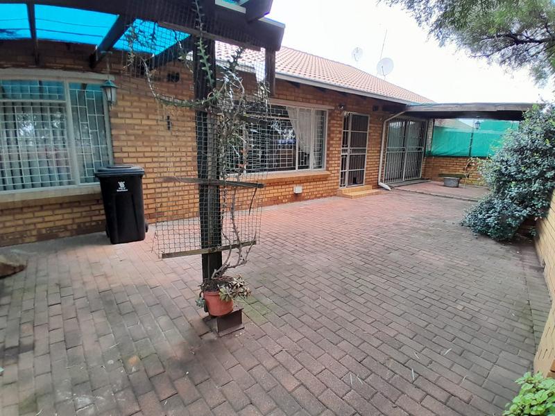3 Bedroom Property for Sale in Dal Fouche Gauteng
