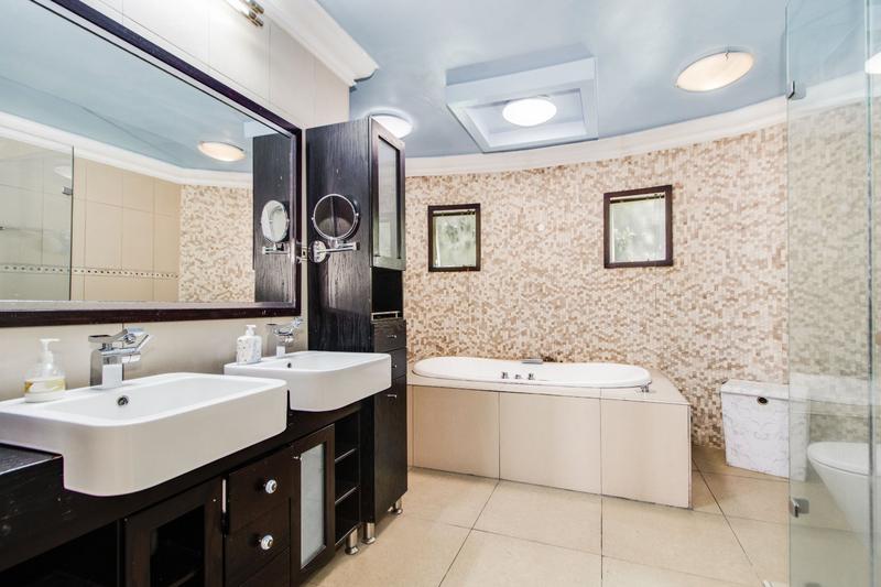 4 Bedroom Property for Sale in Dainfern Golf Estate Gauteng