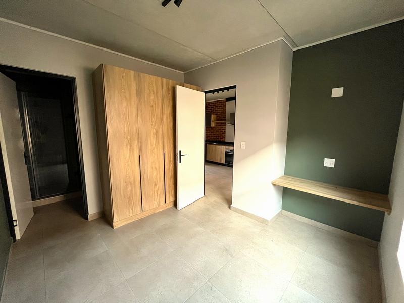 To Let 1 Bedroom Property for Rent in Lynnwood Glen Gauteng