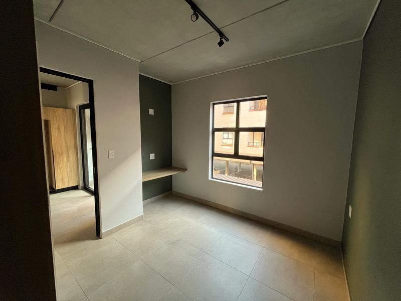 To Let 1 Bedroom Property for Rent in Lynnwood Glen Gauteng