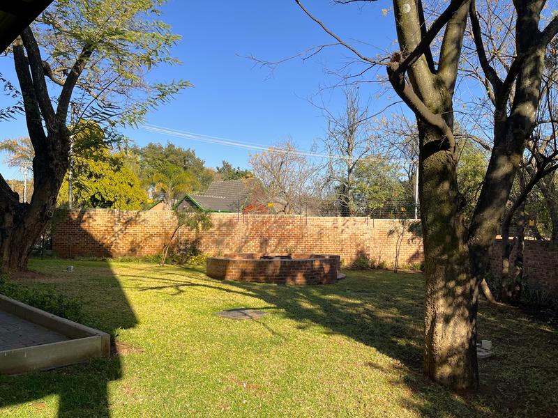 To Let 1 Bedroom Property for Rent in Lynnwood Glen Gauteng
