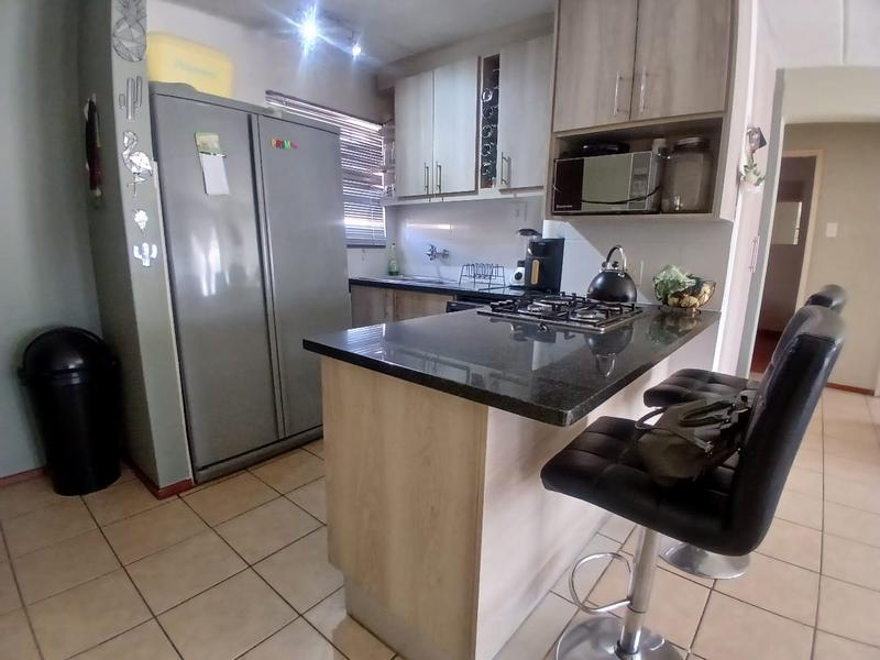 2 Bedroom Property for Sale in Alan Manor Gauteng