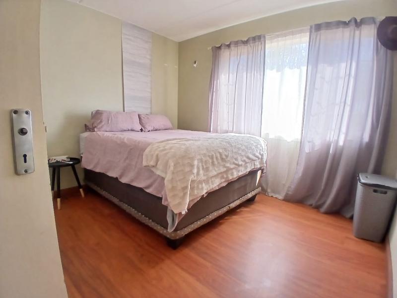 2 Bedroom Property for Sale in Alan Manor Gauteng