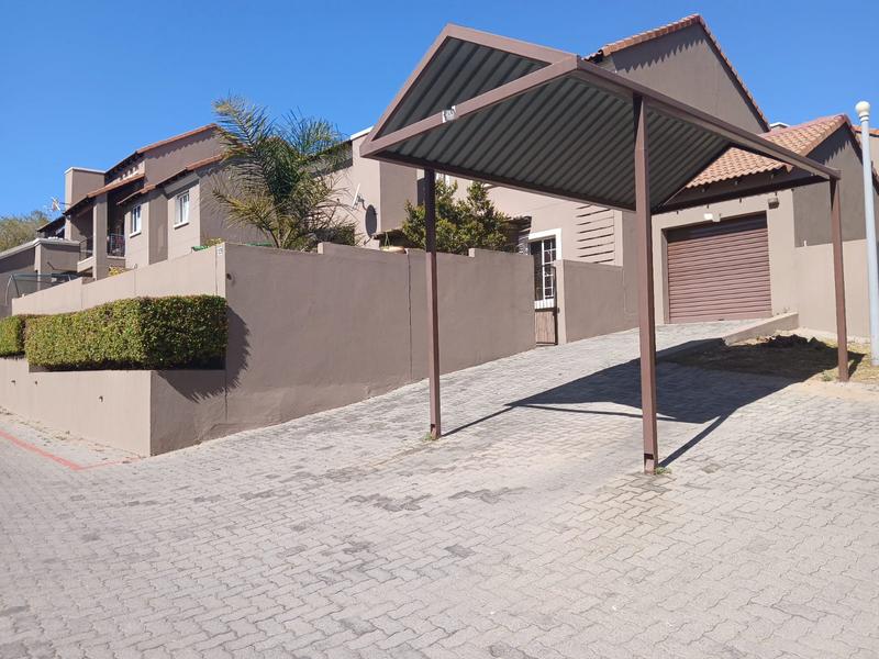 2 Bedroom Property for Sale in Halfway Gardens Gauteng