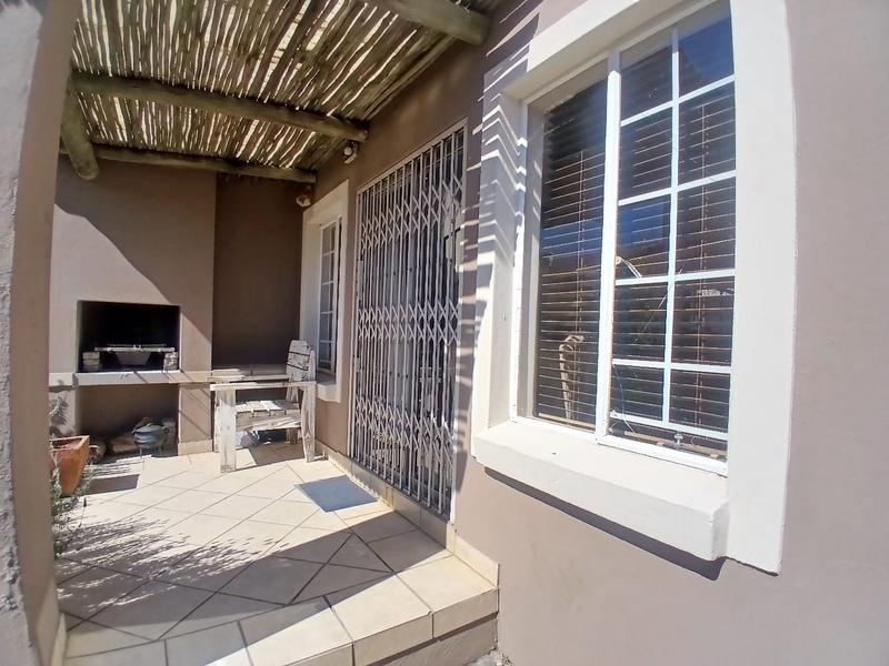 2 Bedroom Property for Sale in Halfway Gardens Gauteng
