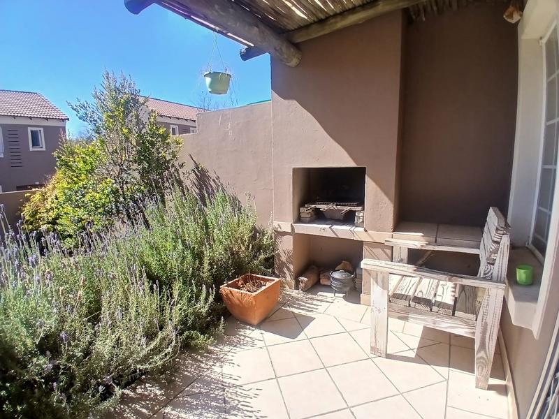 2 Bedroom Property for Sale in Halfway Gardens Gauteng