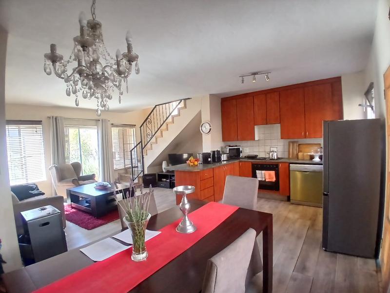 2 Bedroom Property for Sale in Halfway Gardens Gauteng
