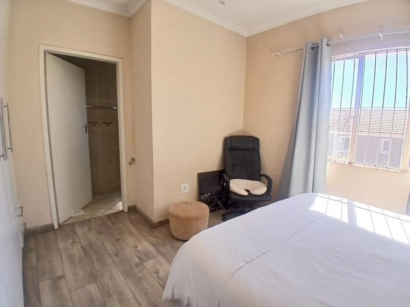 2 Bedroom Property for Sale in Halfway Gardens Gauteng