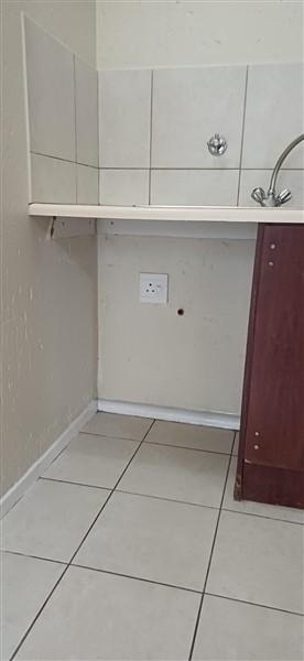To Let 2 Bedroom Property for Rent in Kempton Park Central Gauteng