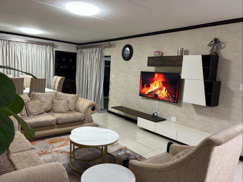 To Let 3 Bedroom Property for Rent in Fourways Gauteng