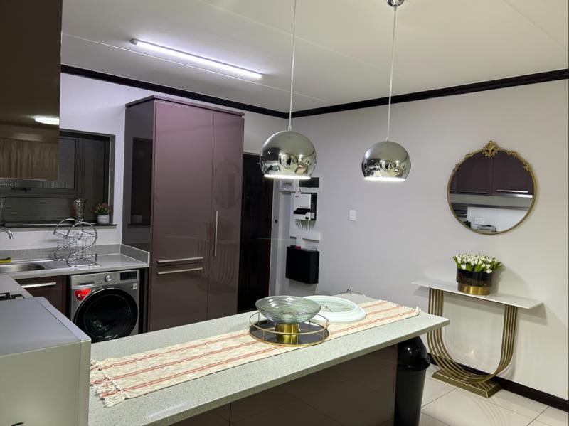 To Let 3 Bedroom Property for Rent in Fourways Gauteng