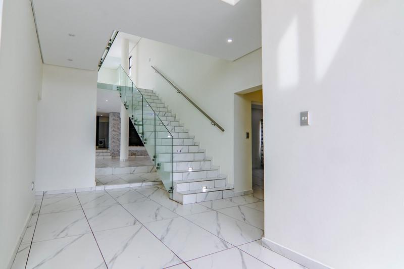 To Let 5 Bedroom Property for Rent in Copperleaf Estate Gauteng