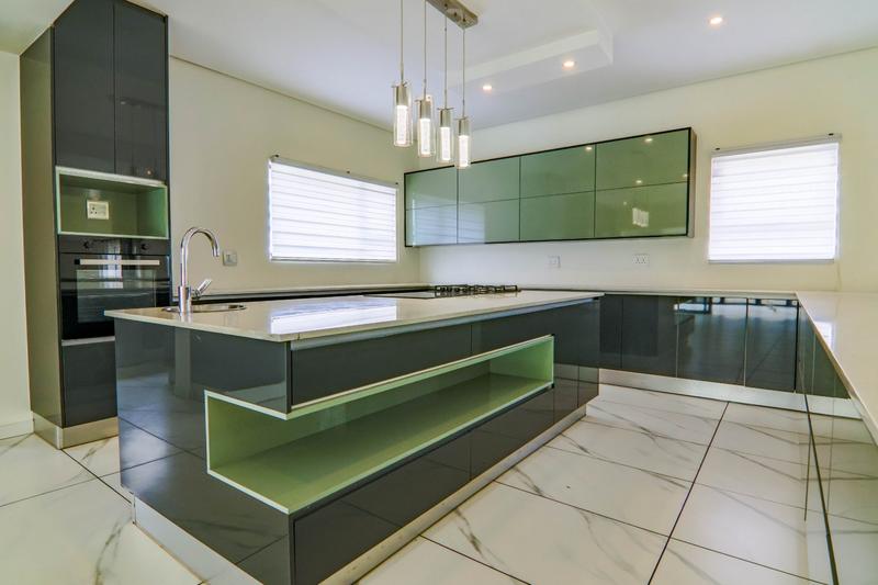 To Let 5 Bedroom Property for Rent in Copperleaf Estate Gauteng