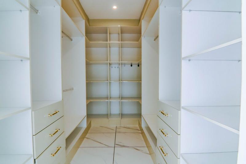To Let 5 Bedroom Property for Rent in Copperleaf Estate Gauteng