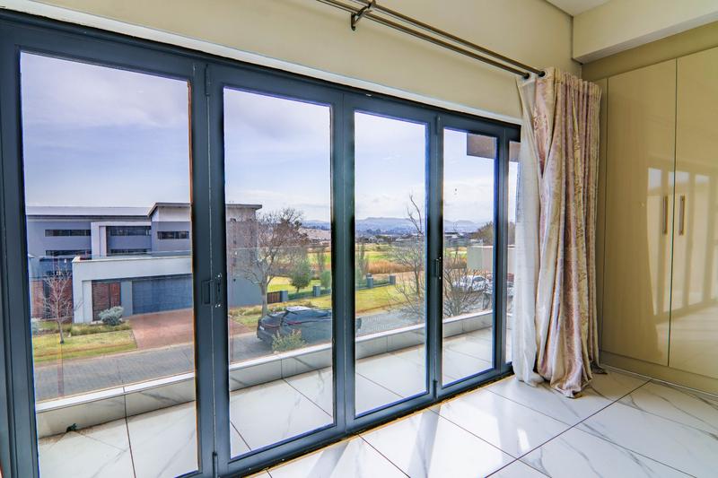 To Let 5 Bedroom Property for Rent in Copperleaf Estate Gauteng