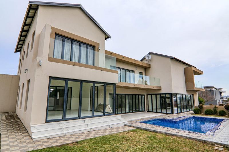 To Let 5 Bedroom Property for Rent in Copperleaf Estate Gauteng