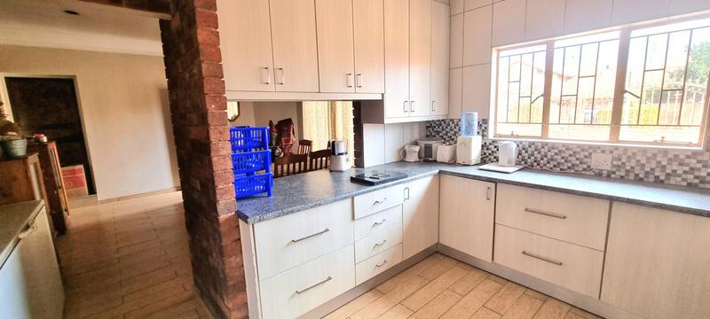 3 Bedroom Property for Sale in Rooihuiskraal North Gauteng