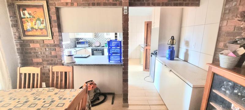 3 Bedroom Property for Sale in Rooihuiskraal North Gauteng