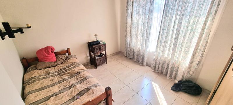 3 Bedroom Property for Sale in Rooihuiskraal North Gauteng
