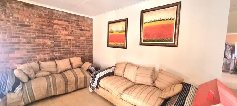 3 Bedroom Property for Sale in Rooihuiskraal North Gauteng
