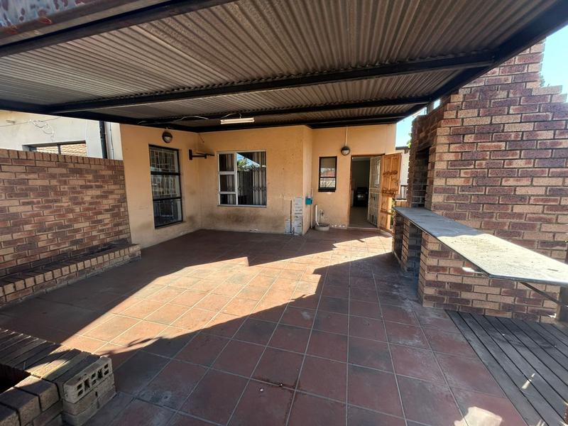 3 Bedroom Property for Sale in The Reeds Gauteng