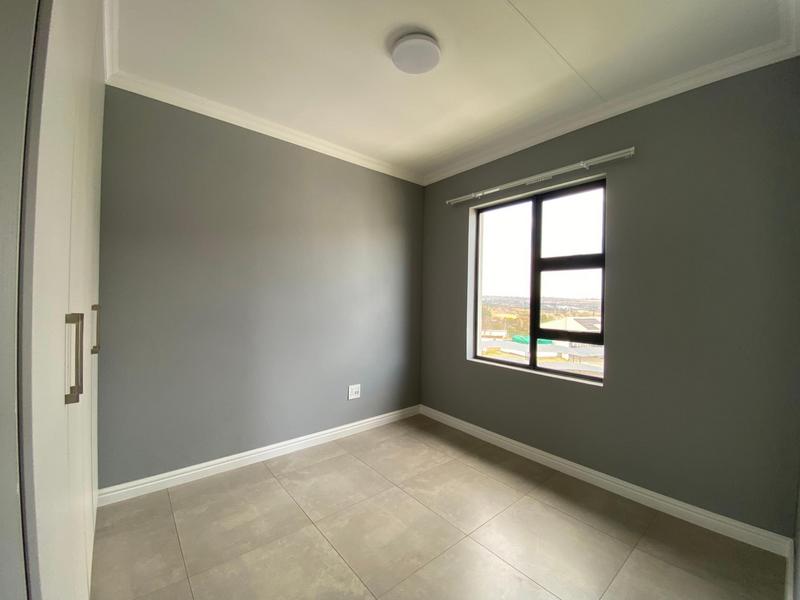 To Let 3 Bedroom Property for Rent in Glen Austin Gauteng