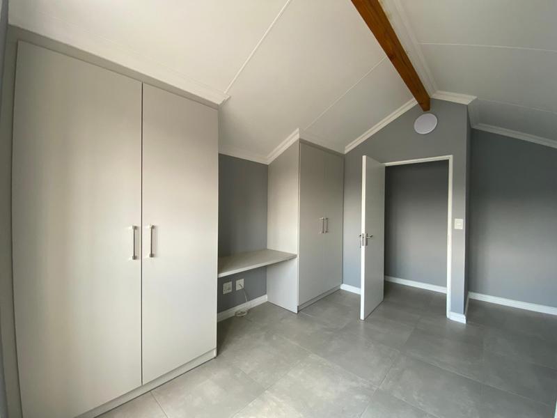 To Let 3 Bedroom Property for Rent in Glen Austin Gauteng
